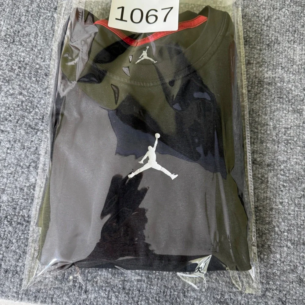Jordan T-Shirt Mens XXL Gorpcore Polyester Relaxed Black Short Sleeve Athletic